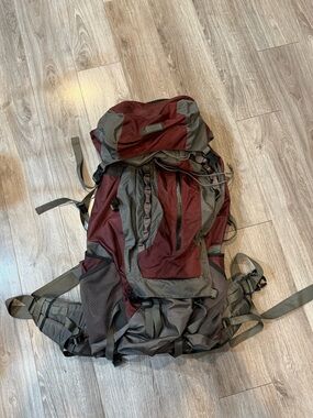 Women’s REI Large Burgundy and Gray Hiking Backpack